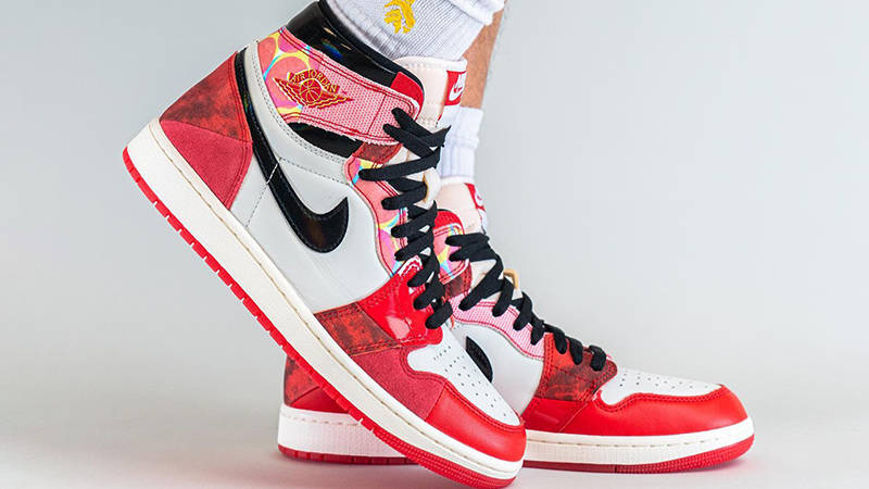 Nike air jordan 1 spider man best sale into the spider verse