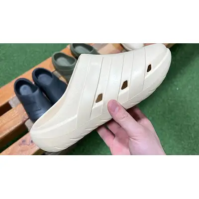 adidas Clogs Off-White Side