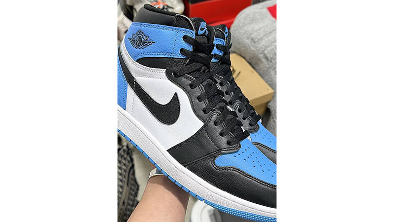 Air Jordan 1 High OG UNC Toe