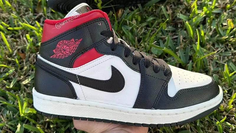 Chicago Bulls Jordan Red White And Black Mid Nike Air Jordan Mid