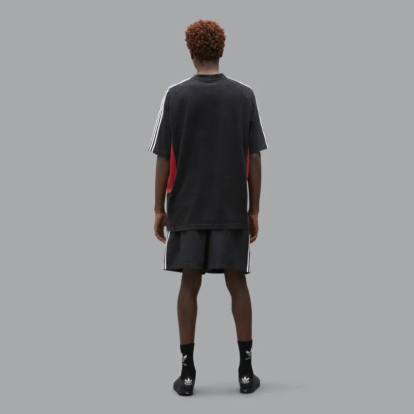 Balenciaga x adidas 90s Medium-Size T-shirt Black Backside