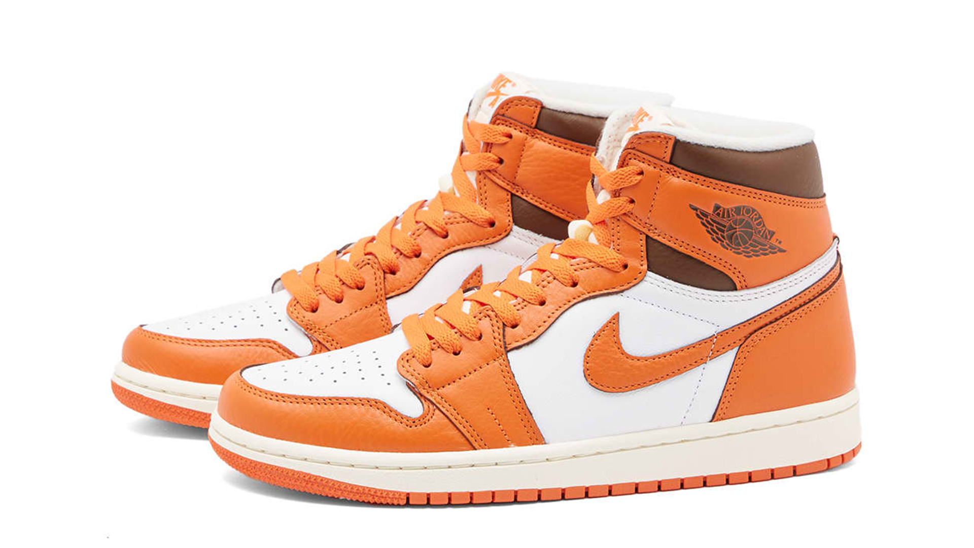 Up Your Gifting Game With These In-Stock Dunks and Jordans