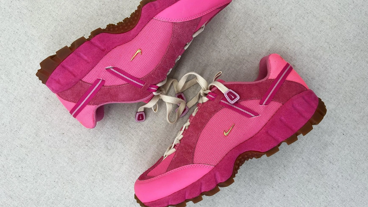Jacquemus x hanover Nike Air Humara Pink