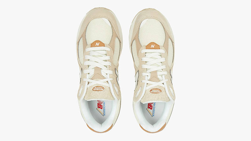 New Balance 2002R Taupe Sandstone M2002RSC Top