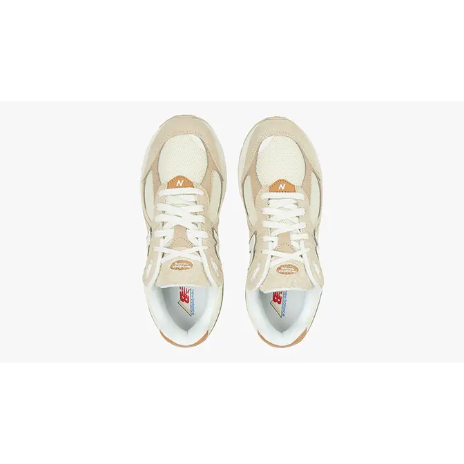 New Balance 2002R Taupe Sandstone M2002RSC Top