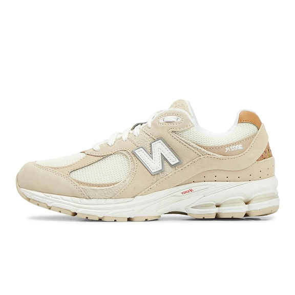 New Balance 2002R Taupe Sandstone M2002RSC