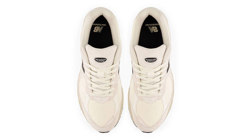 New Balance 2002R White Fur M2002RSW Top