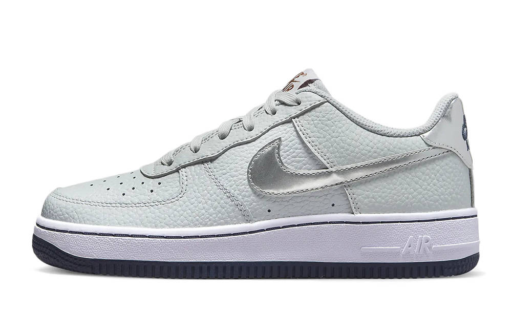 silver tick nike air force