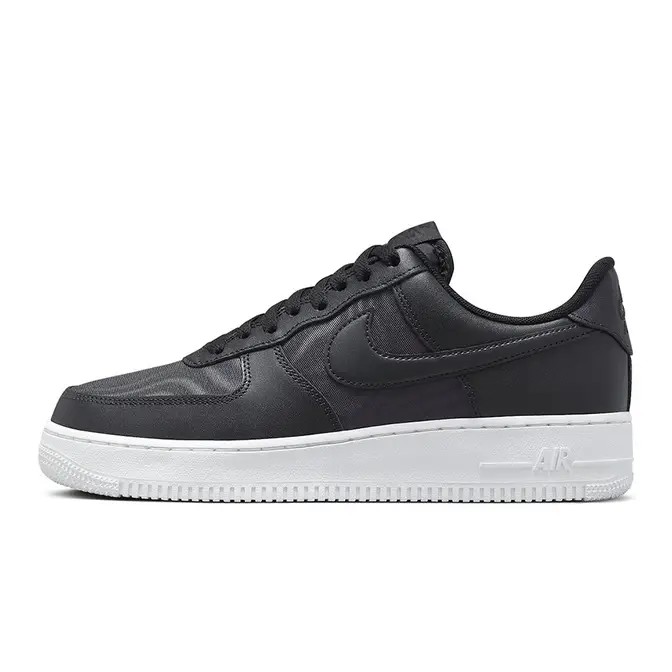 Men's Nike Air Force 1 '07 LV8 SE Reflective Swoosh Suede Casual