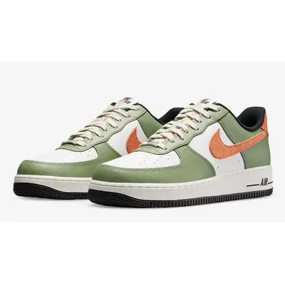 Aged-Look Air Force 1 Low Appears with Green and Muslin Accents | House of  Heat°