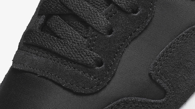 Nike Air Pegasus 83 Black White DH8229-001 Detail