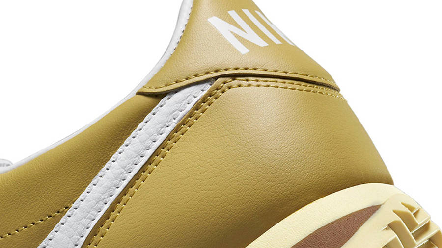 nike cortez running rabbit
