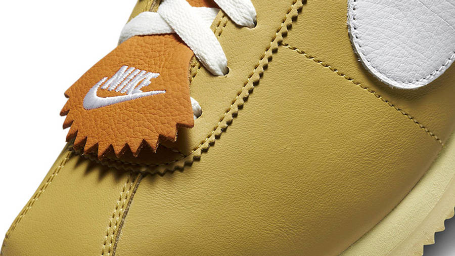 nike cortez running rabbit