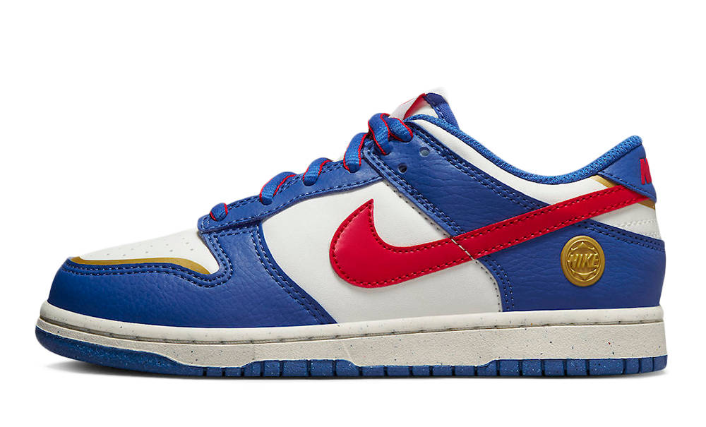 Nike Dunk Low GS Superhero