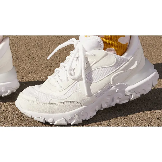 スニーカー [NIKE] (W) React Revision White Nike Women's React Revision Shoes 'Summit White' (DQ5188-112