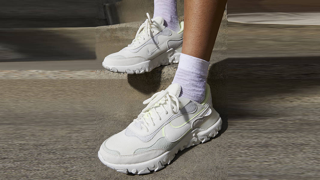 nike react live white on feet