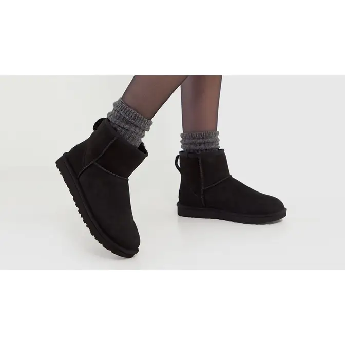 UGG Classic Mini II Boots Black | Where To Buy | 1016222-BLK | The