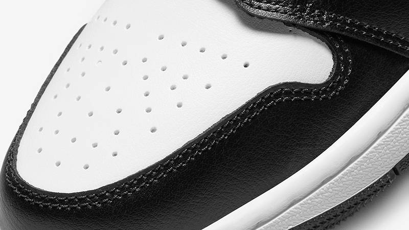 Air Jordan 1 Low Panda DC0774-101 Detail