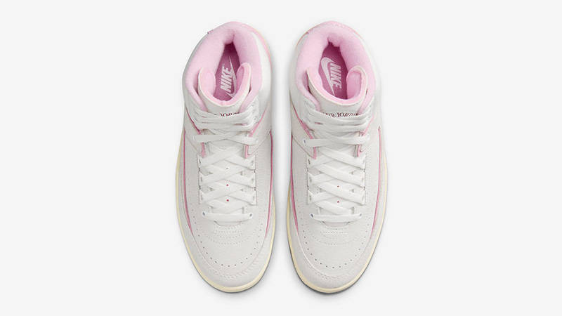 Air Jordan 2 Soft Pink middle