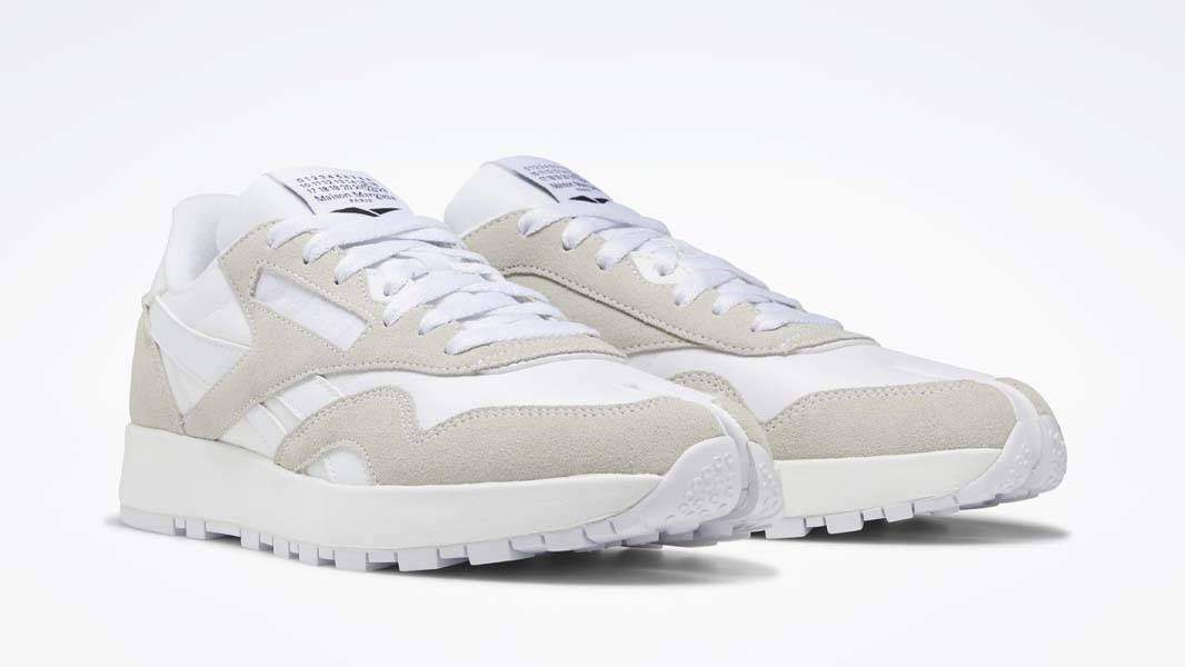 Maison Margiela x Reebok Classic Leather Tabi Nylon White Front