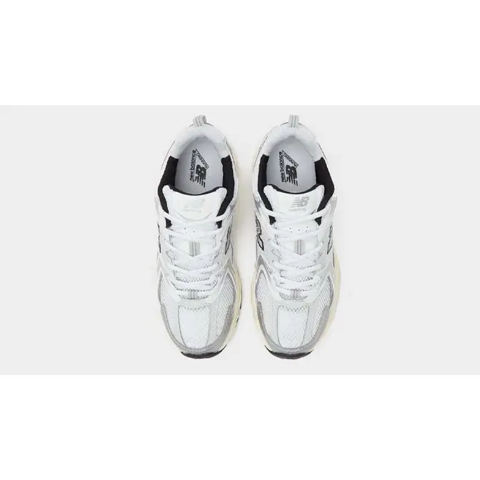 New Balance 530 Silver Cream Middle