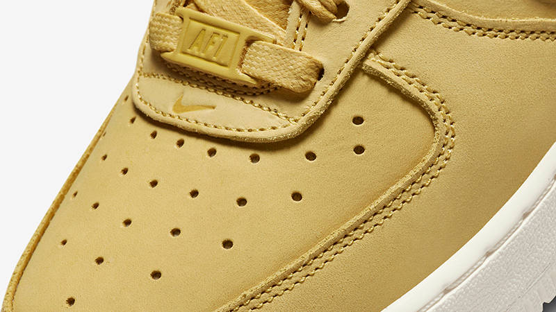 Nike Air Force 1 Low Gold Nubuck DR9503-700 Detail