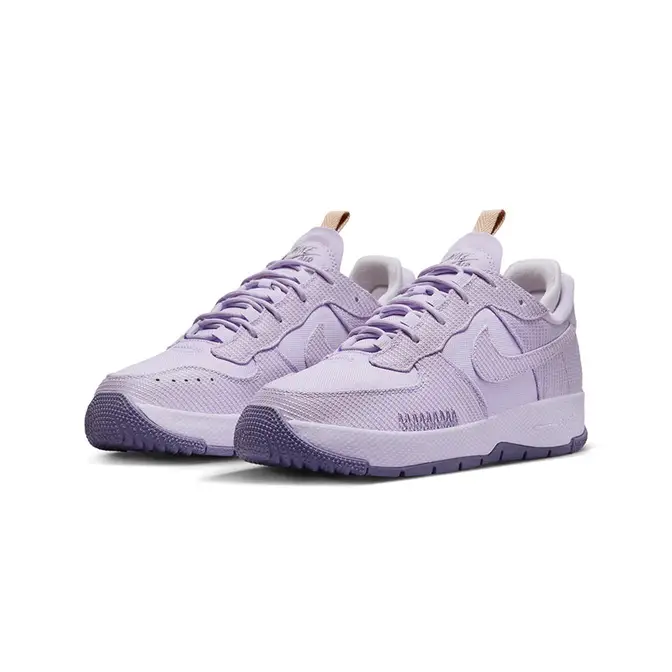 Light purple outlet nike sneakers