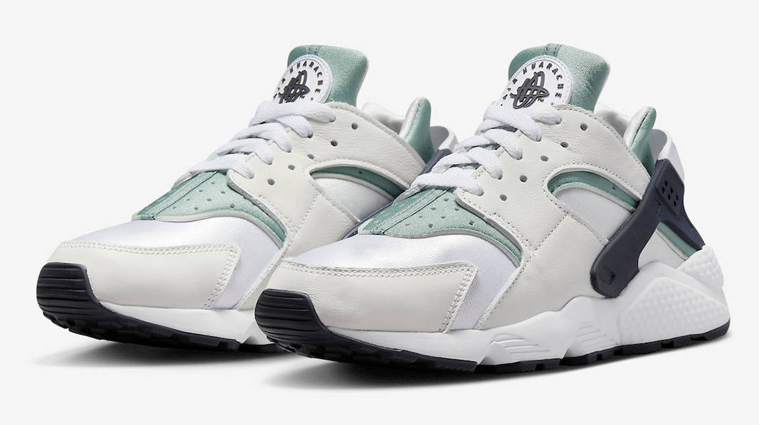 Nike deals green huarache