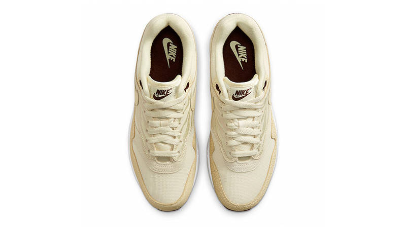 nike air safari beige