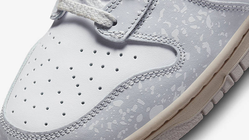 Nike Dunk High Spray Paint Grey FD9759-100 Detail