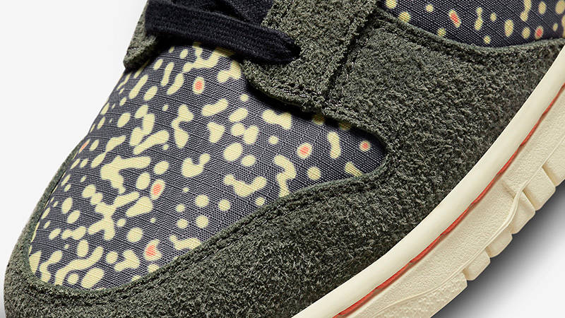 mike trout shoes rainbow