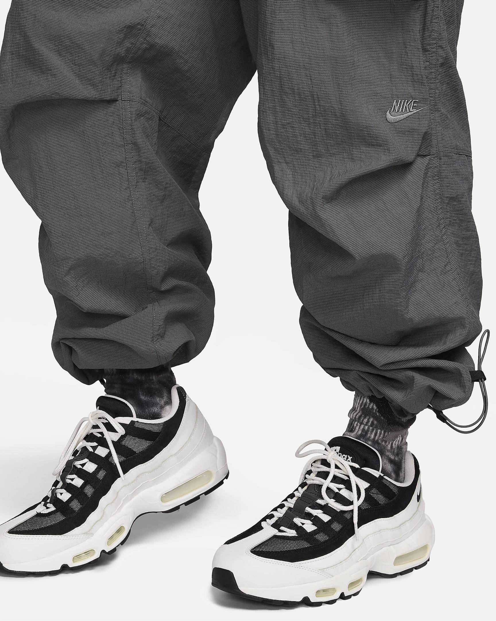 Shorts Nike Sportswear Tech Pack Men's Woven Utility Shorts