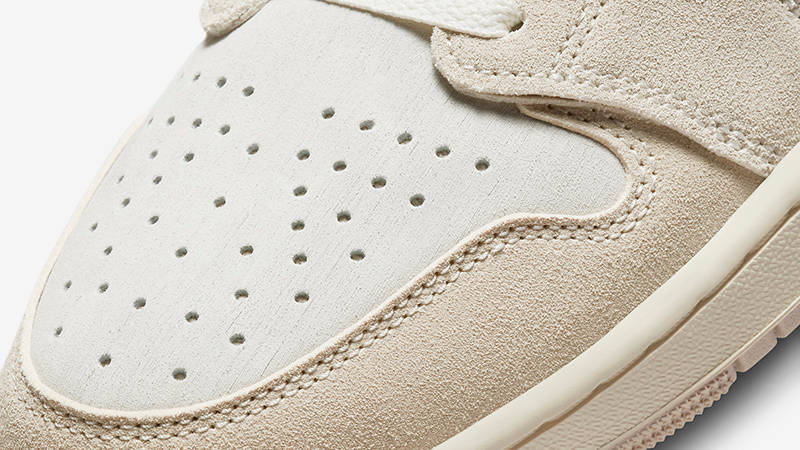 Air Jordan 1 High Zoom CMFT 2 Sail Gold DV1307-180 Detail