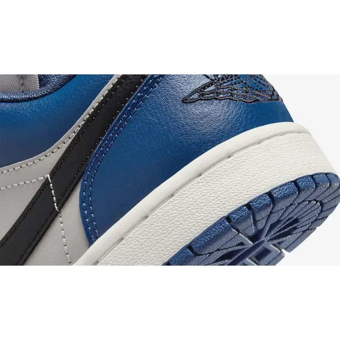 Air Jordan 1 Low Grey Navy Closeup