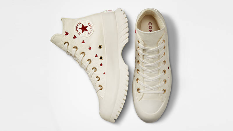 Converse Chuck Taylor Lugged 2.0 Platform High Hearts White A05341C Top