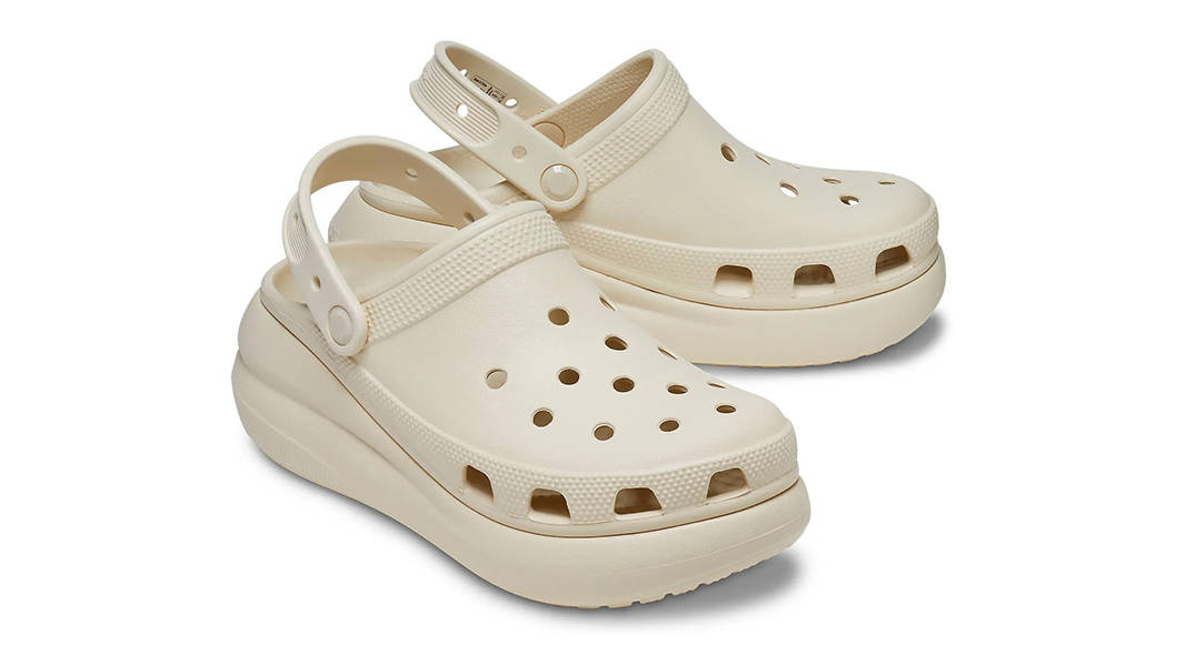 Crocs Classic Crush Bone Clog Beige 207521-2Y2 Front