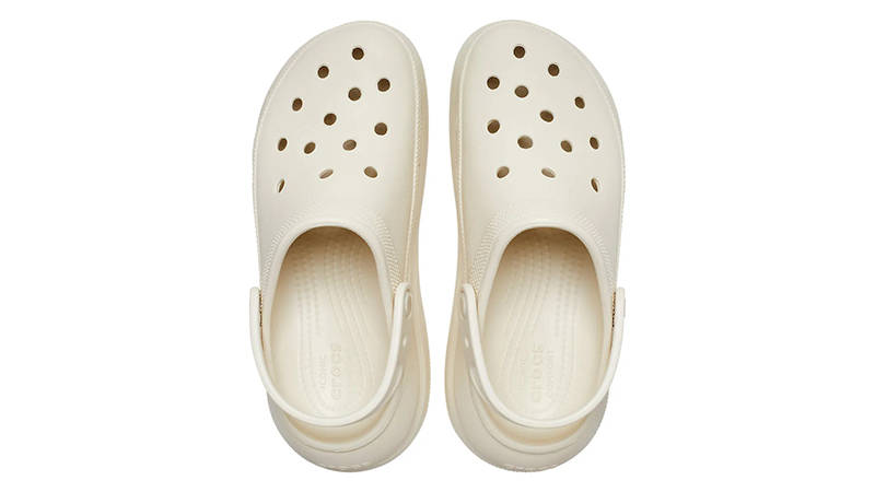 Crocs Classic Crush Bone Clog Beige 207521-2Y2 Top
