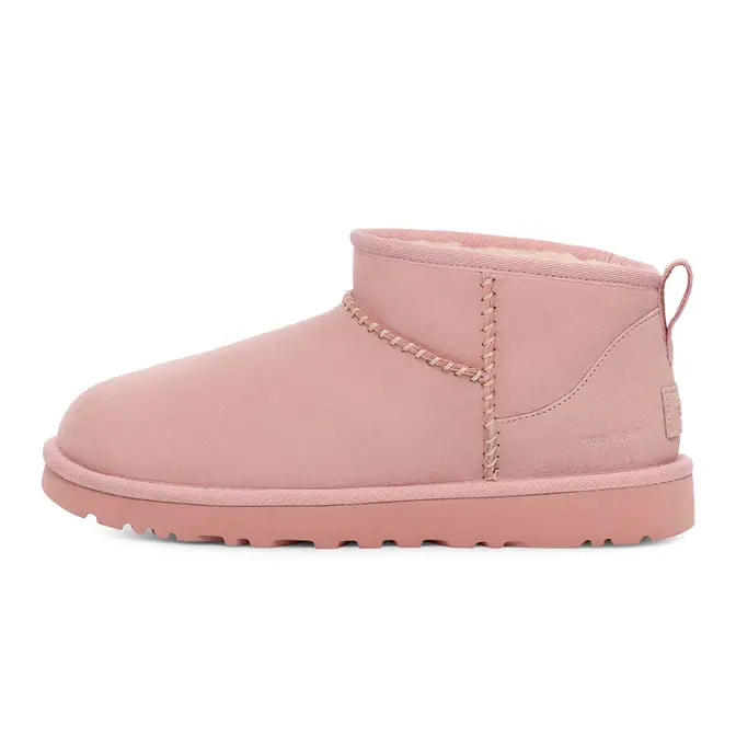 Mini pink clearance uggs