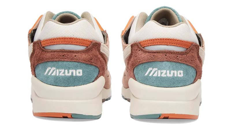 Mizuno Sky Medal Premium Pack Chicory Coffee Back