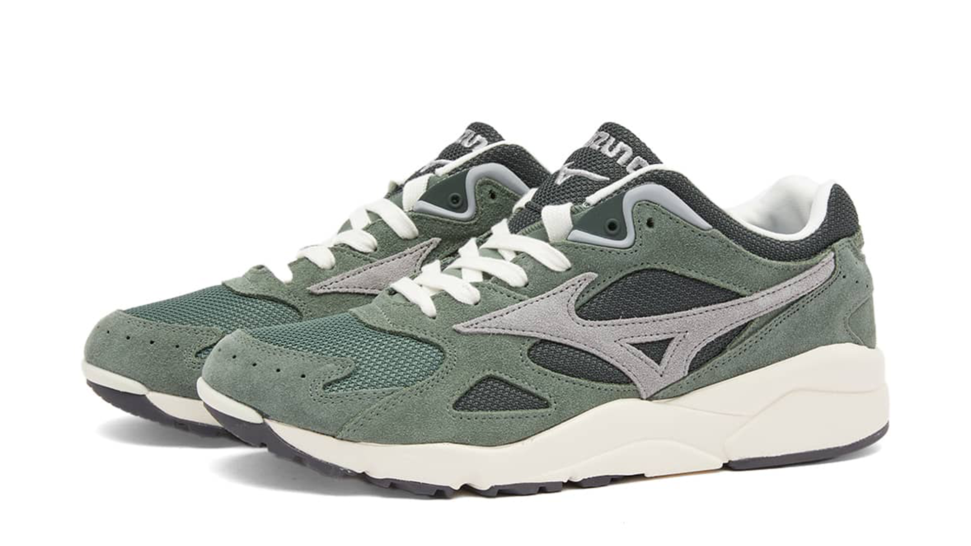 Here’s Why You Should be Riding the Mizuno Wave
