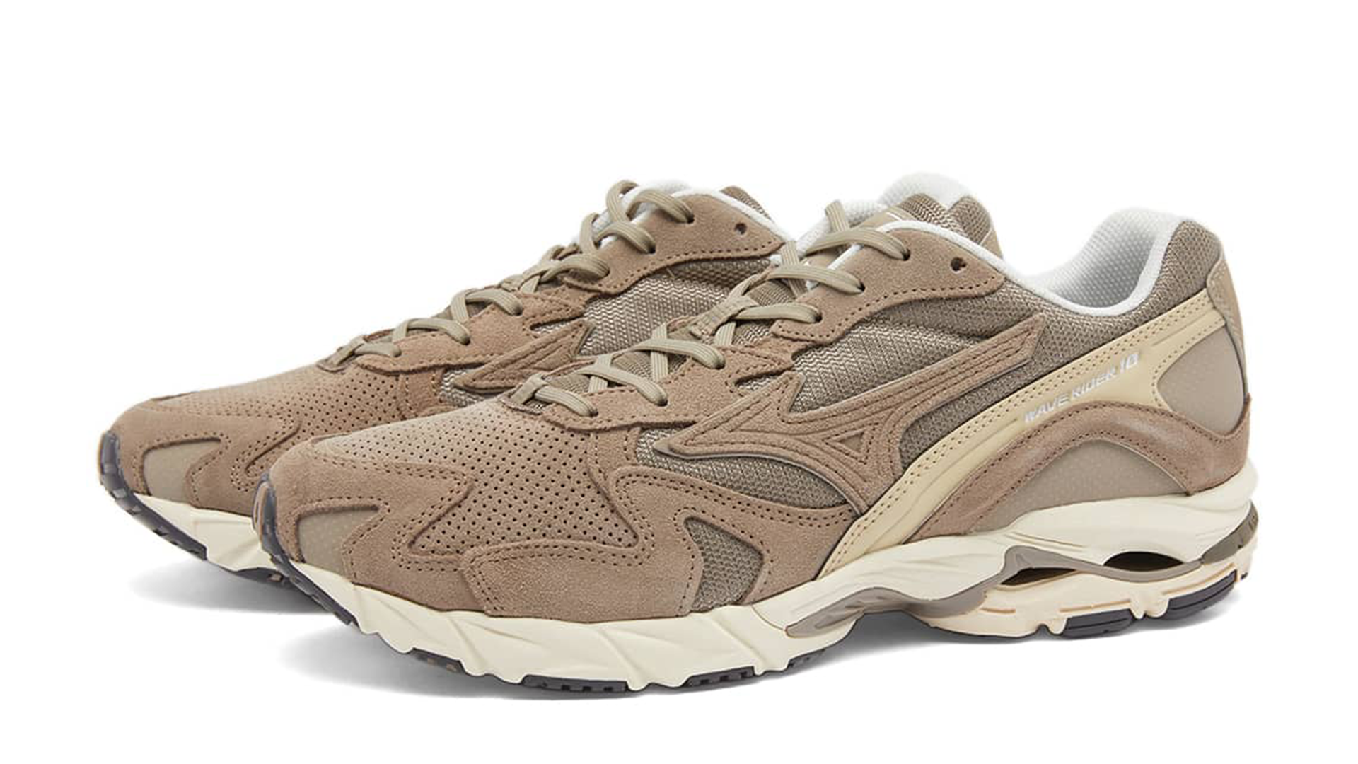 Here’s Why You Should be Riding the Mizuno Wave