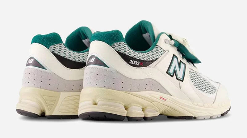 New Balance 2002R Nightwatch Green M2002RVD Back