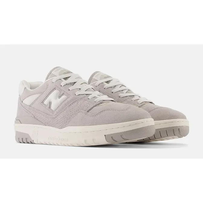 The New Balance 550 Pink Suede (W) Drops December 6th, 58% OFF