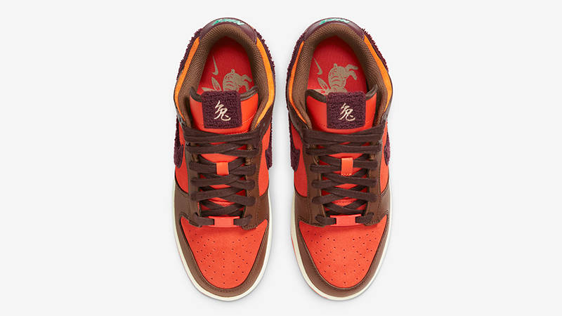 Nike Dunk Low Year of the Rabbit Brown FD4203-661 Top