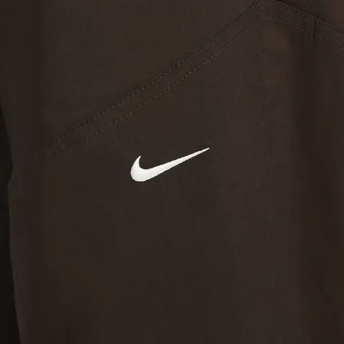 Nike Sportswear Essentials Woven High-Rise Trousers BRown logo