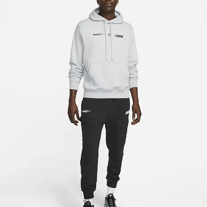 Nike Standard Issue Fleece Pullover Hoodie | Where To Buy | FN4895-012 ...