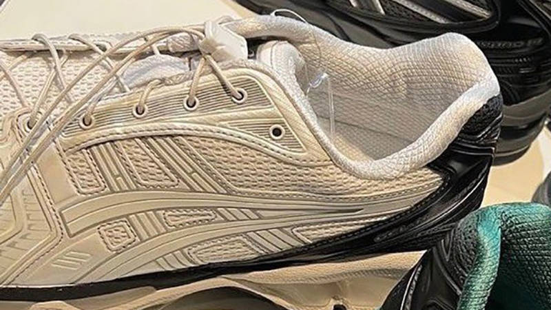 UNAFFECTED x ASICS GEL-Kayano 14 White Detail