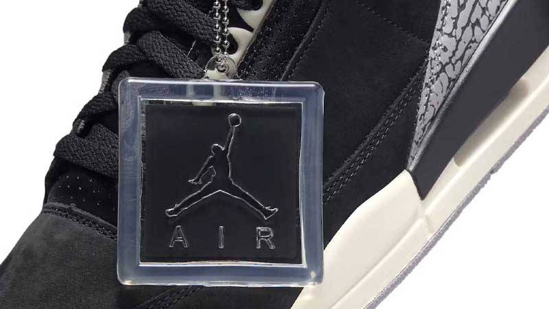 Air Jordan 3 Off Noir Tag