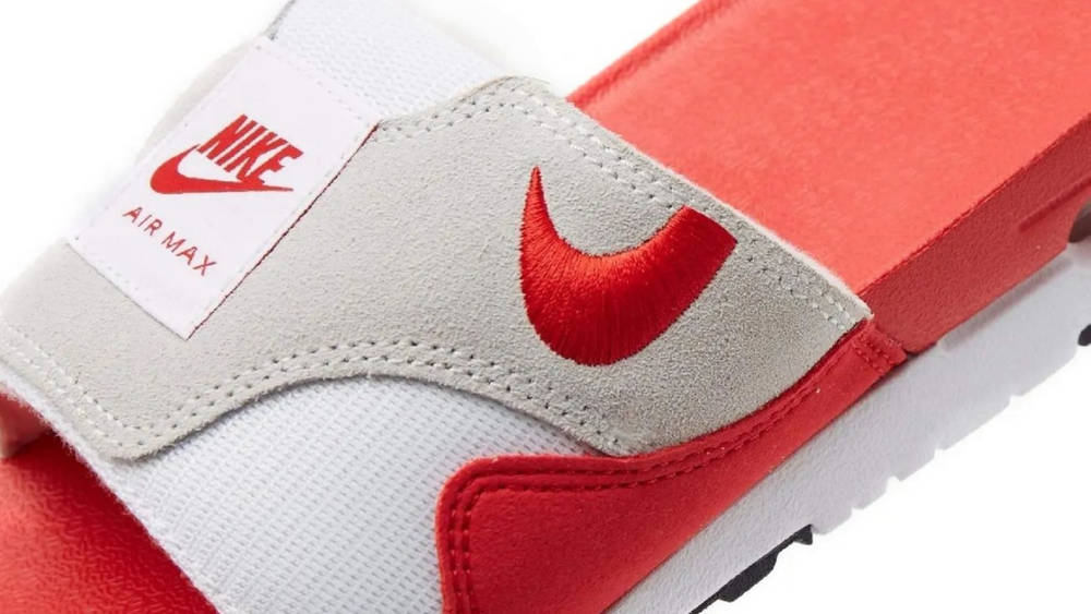 Image via AM1ent AM1 Slide 4