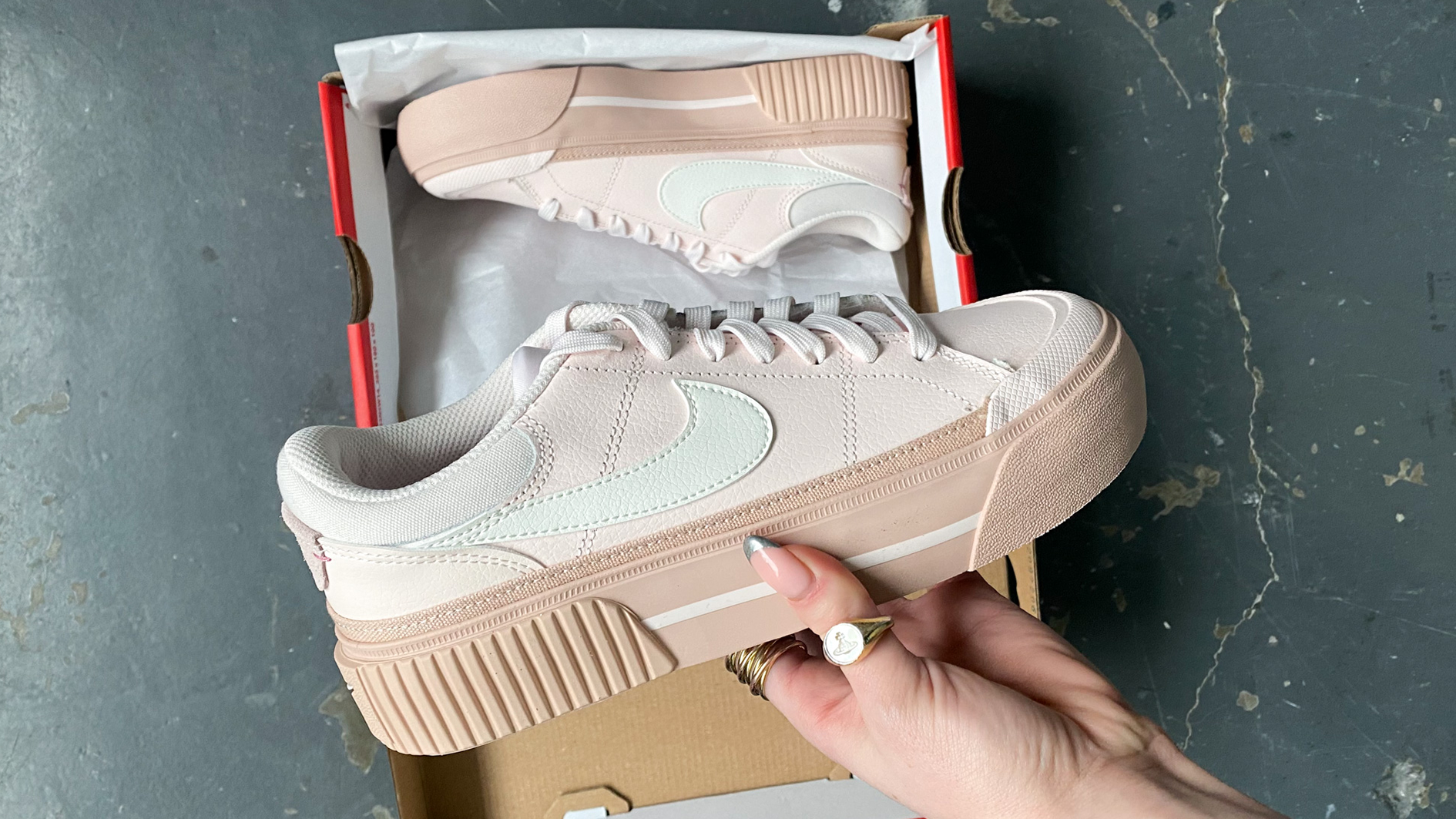 Nike Court Legacy Lift Light Soft Pink